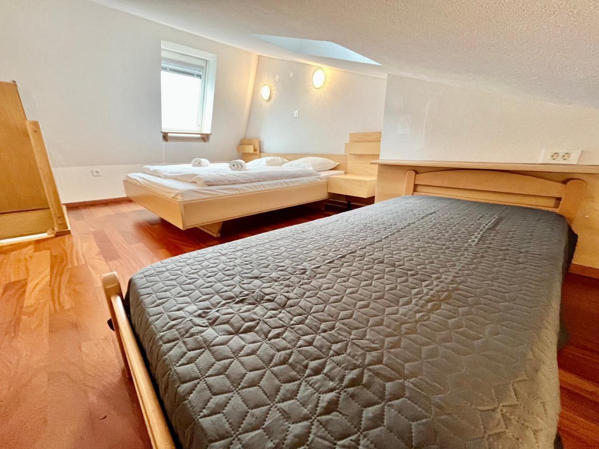 Apartment Anka โบเว็ก ภายนอก รูปภาพ