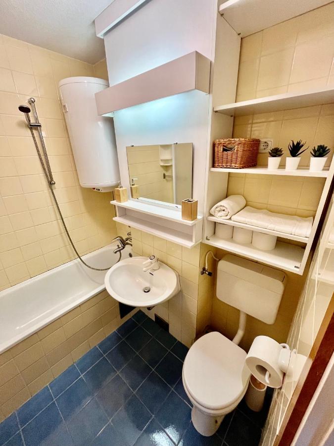 Apartment Anka โบเว็ก ภายนอก รูปภาพ